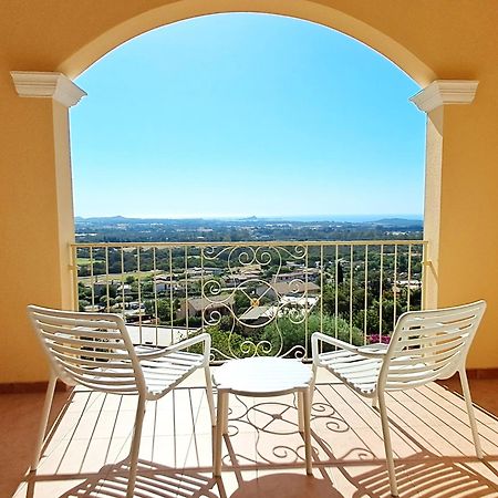 Golf & Sea Residence Is Molas Pula Bagian luar foto