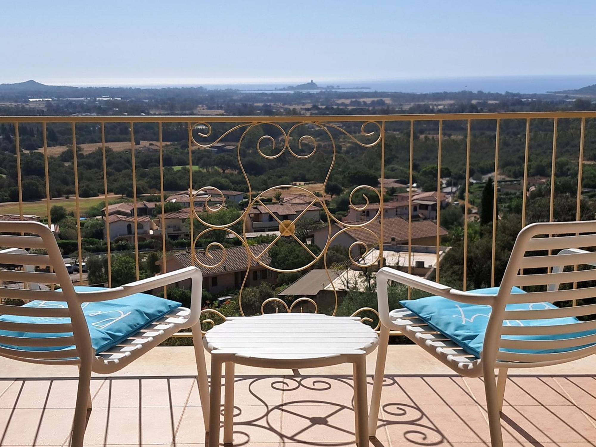 Golf & Sea Residence Is Molas Pula Bagian luar foto